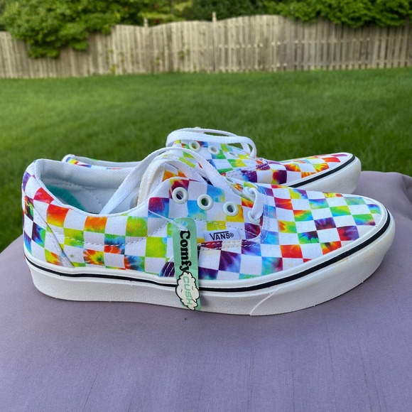 NWT Vans ComfyCush Era Tie-Dye Checker Rainbow Skate Sneaker Shoe M4.5/W6 721356 - Picture 1 of 12